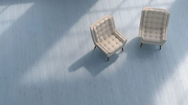 zwei Stühle
