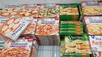Fertigpizzen im Tiefkühlregal