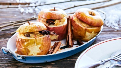 Bratäpfel in Auflaufform