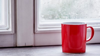 Symbolbild beschlagenes Fenster